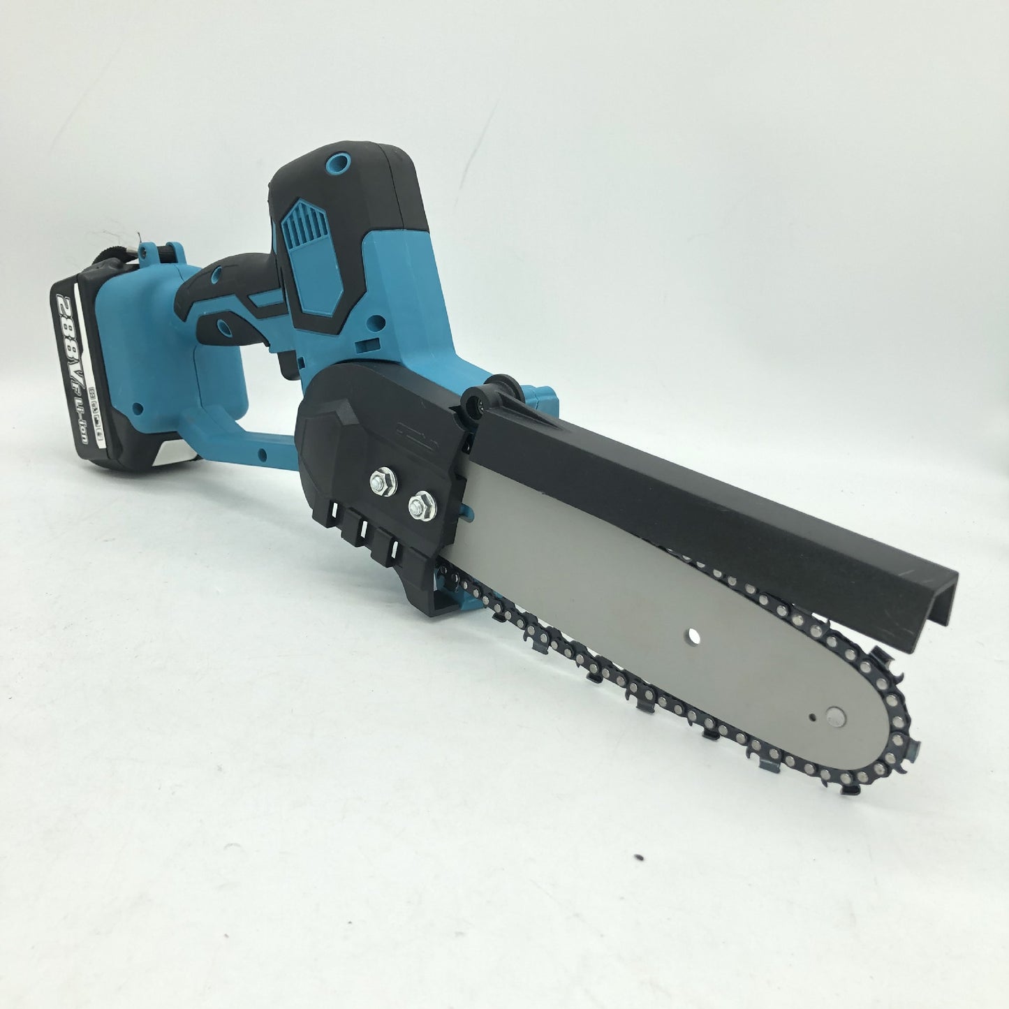 Rechargeable logging saw